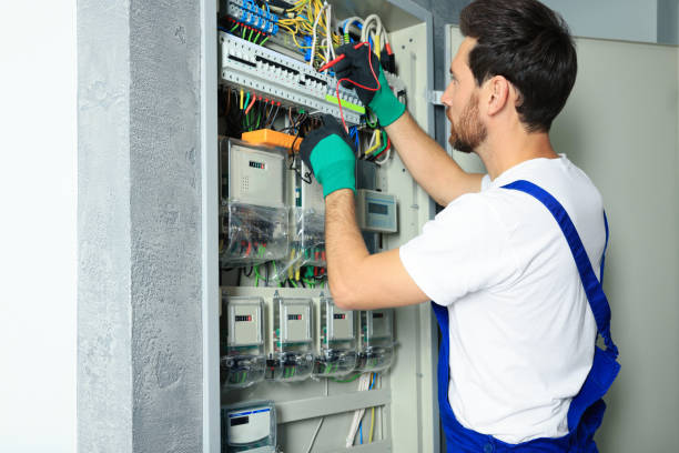 Best Circuit Breaker Repair  in St Helen, MI